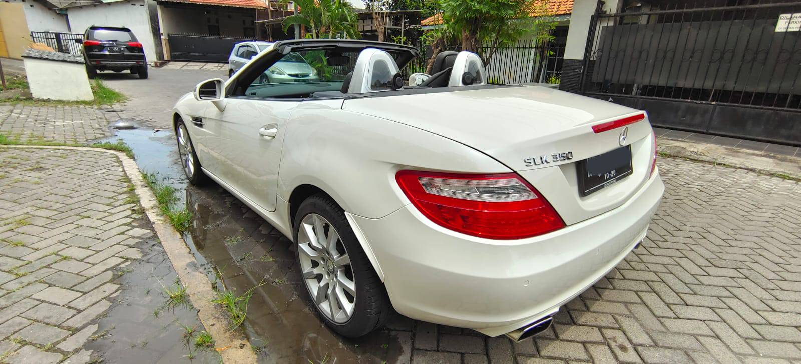 2011 Mercedes Benz SLK-Class SLK 200 1.8L CGI Bekas 2011 Mercedes Benz SLK-Class SLK 200 1.8L CGI Bekas