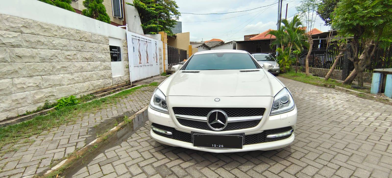 2011 Mercedes Benz SLK-Class SLK 200 1.8L CGI 2011 Mercedes Benz SLK-Class SLK 200 1.8L CGI