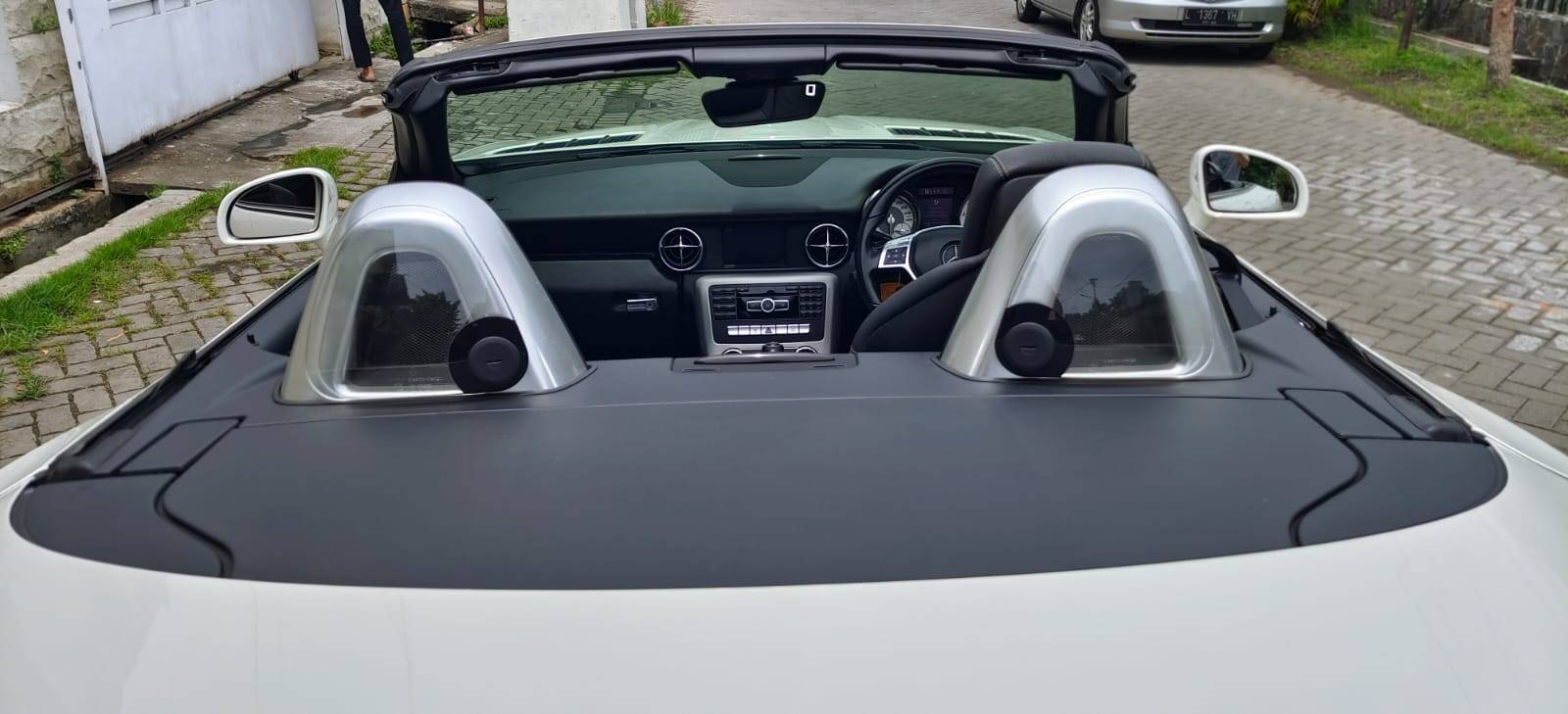 2011 Mercedes Benz SLK-Class SLK 200 1.8L CGI 2011 Mercedes Benz SLK-Class SLK 200 1.8L CGI