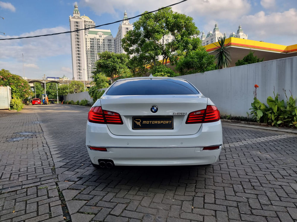 Used 2014 BMW 5 Series Sedan 520i Luxury 520i Luxury for sale