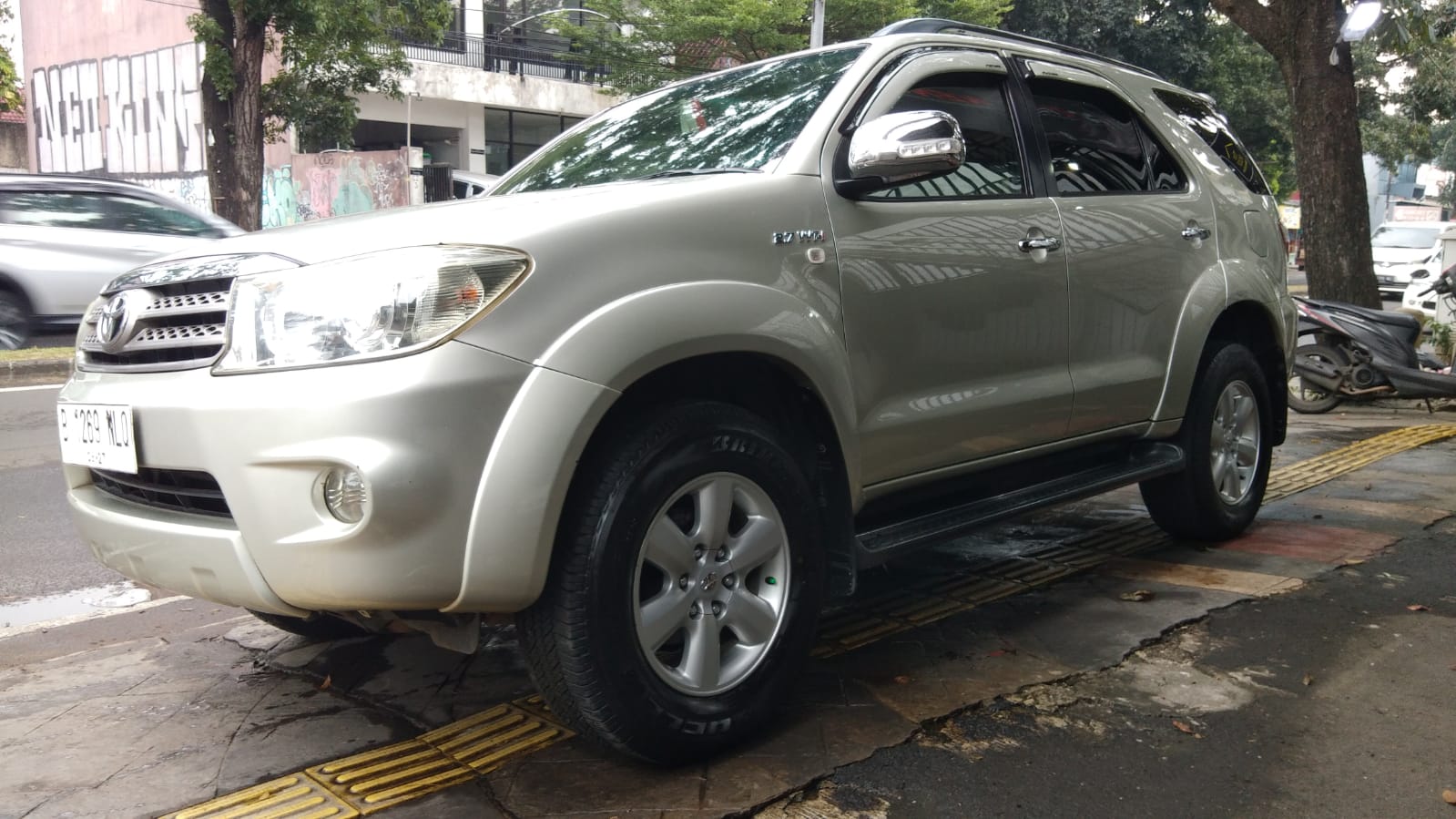 2009 Toyota Fortuner 2009 Toyota Fortuner