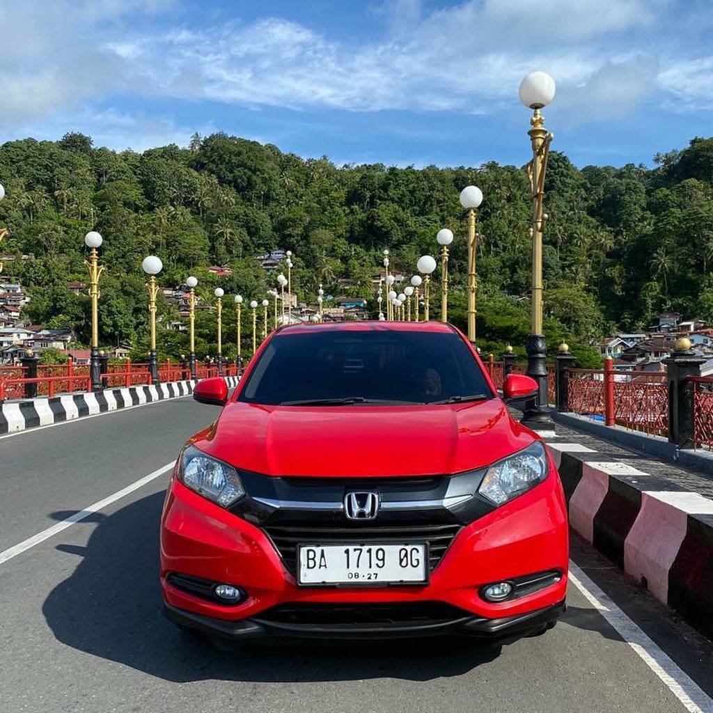 2016 Honda HRV 1.5L E CVT Bekas 2016 Honda HRV 1.5L E CVT Bekas