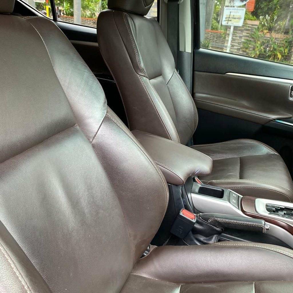 2017 Toyota Fortuner VRZ 4X2 TRD 2.4L AT 2017 Toyota Fortuner VRZ 4X2 TRD 2.4L AT