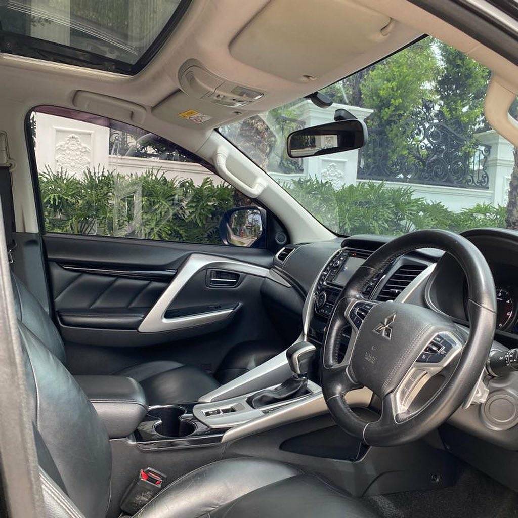 2017 Mitsubishi Pajero Sport 2017 Mitsubishi Pajero Sport