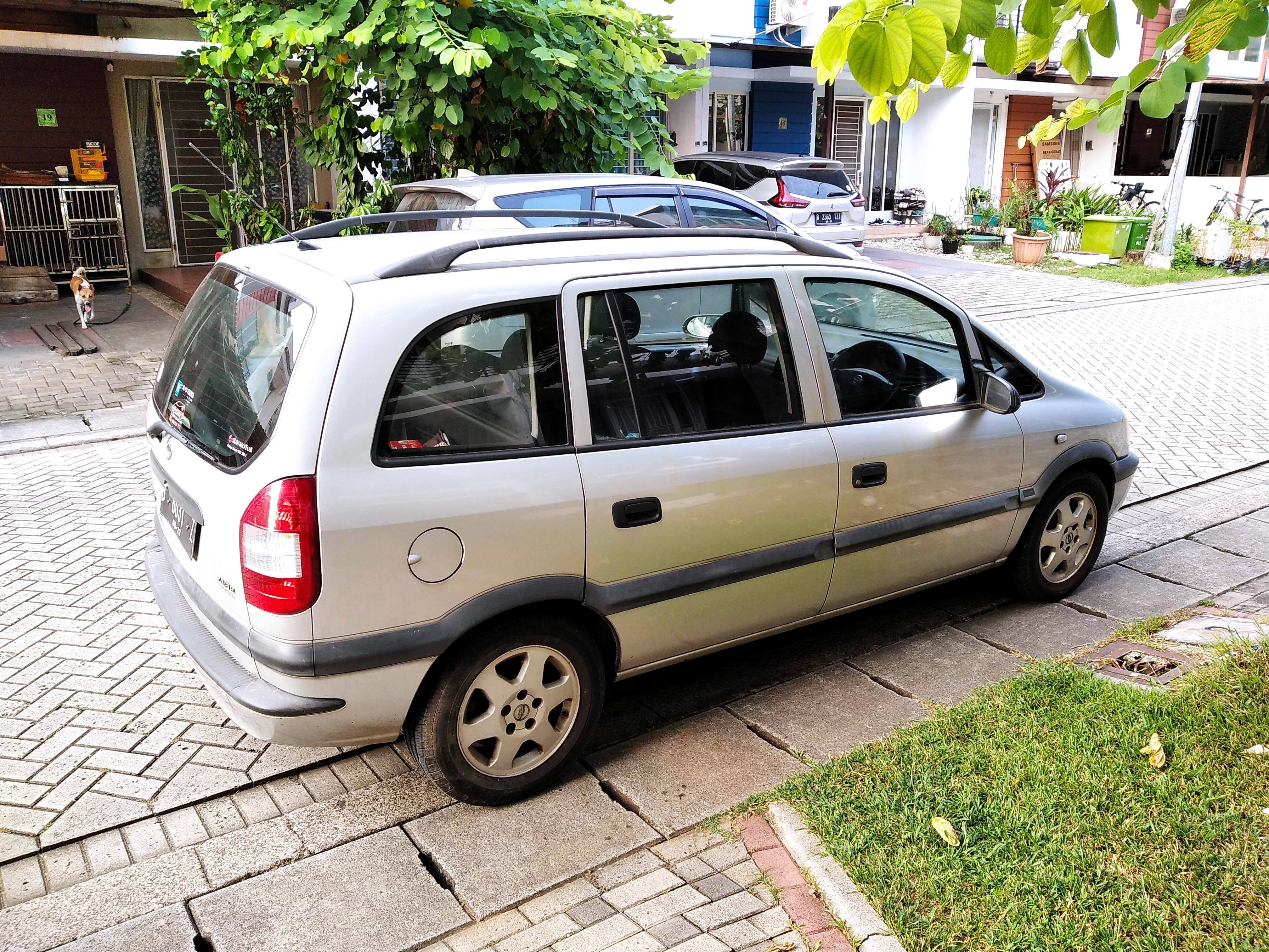 Dijual 2003 Chevrolet Zafira CD CD Bekas
