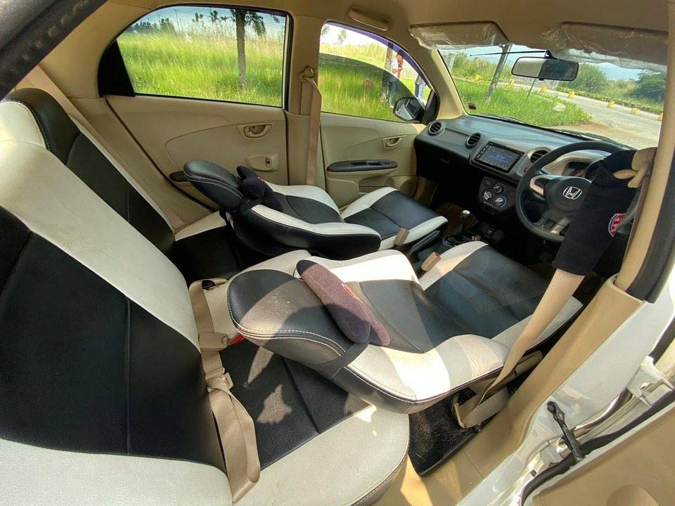 2014 Honda Brio Sports 1.3L E MT 2014 Honda Brio Sports 1.3L E MT