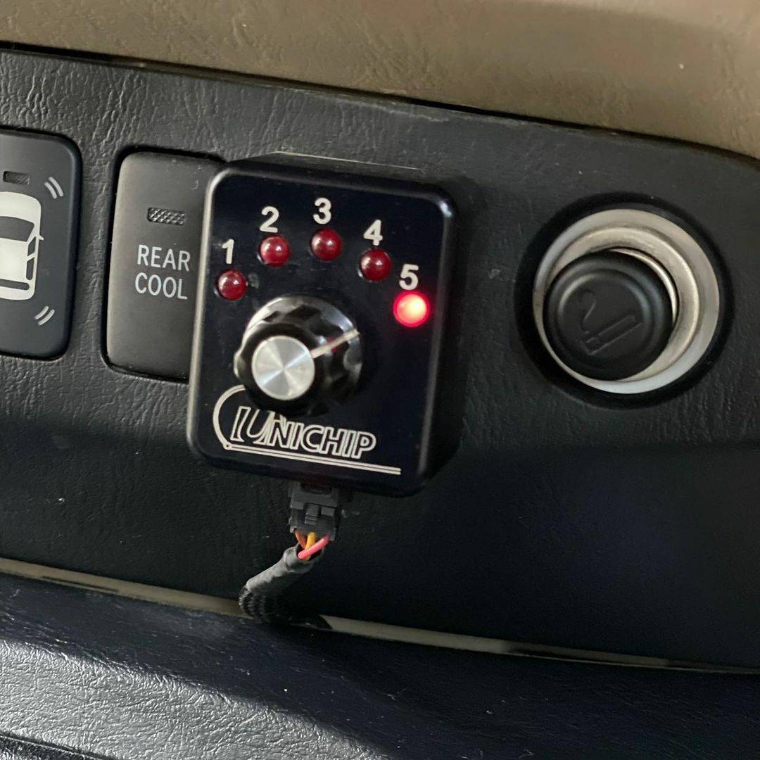 2014 Toyota Fortuner 4X2 2.5L AT TRD 2014 Toyota Fortuner 4X2 2.5L AT TRD