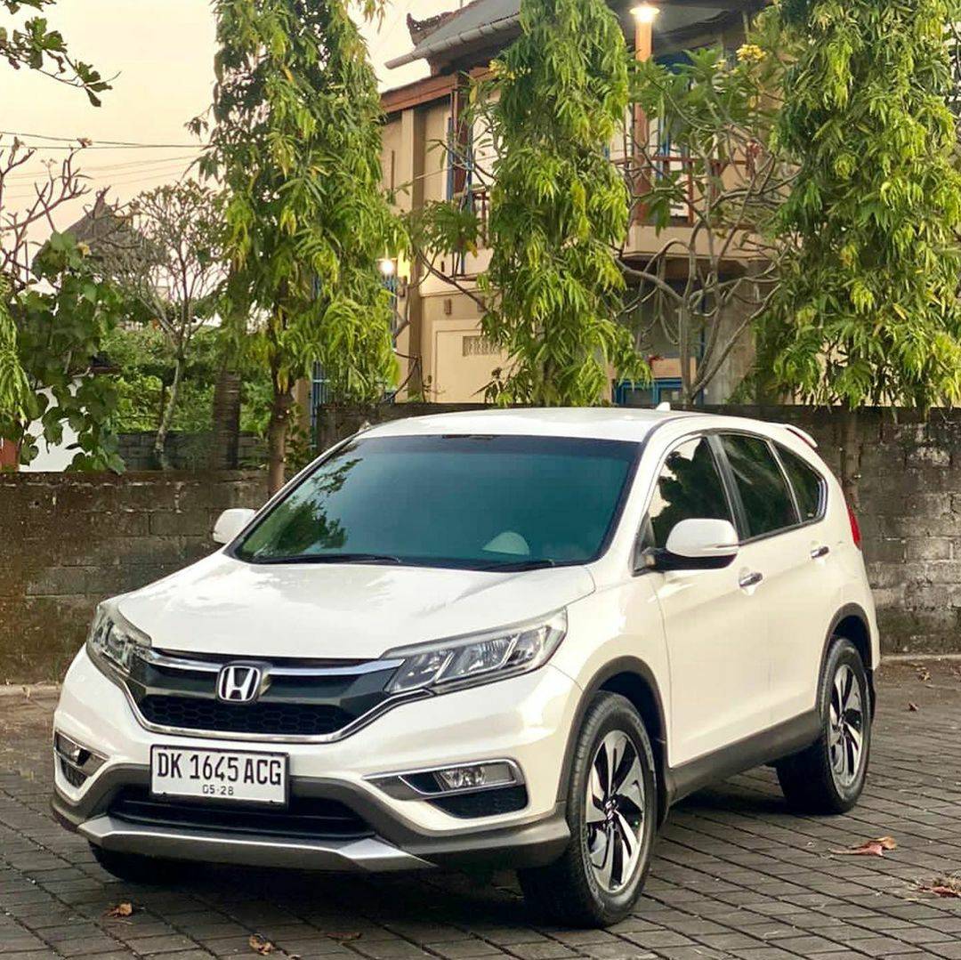 2015 Honda CRV 2.0L 4X2 AT Bekas 2015 Honda CRV 2.0L 4X2 AT Bekas