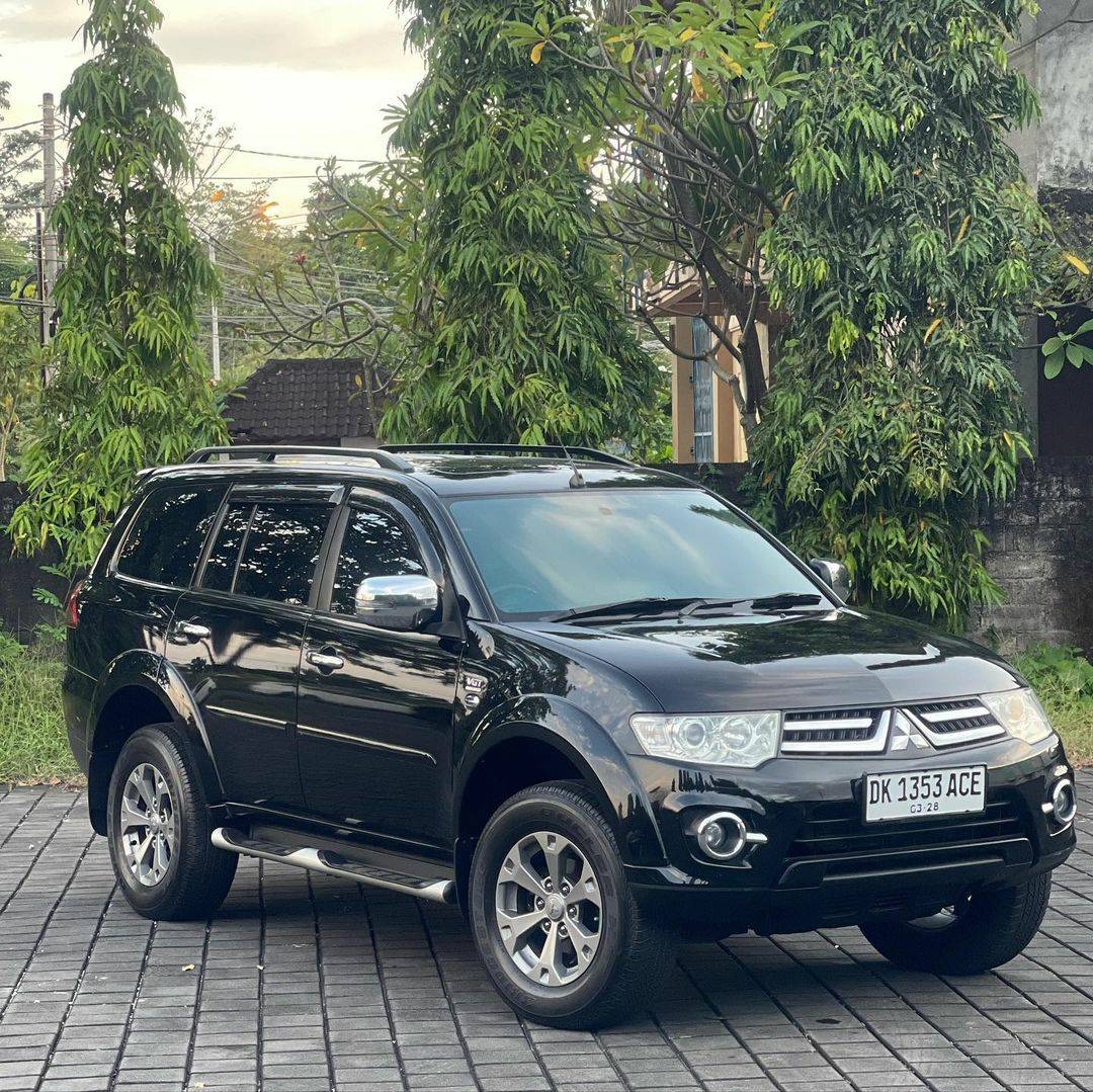 2015 Mitsubishi Pajero Sport 2015 Mitsubishi Pajero Sport