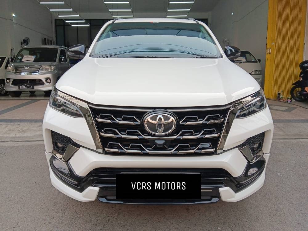 2021 Toyota Fortuner 2.4 GR Sport AT 2.4 GR Sport AT bekas
