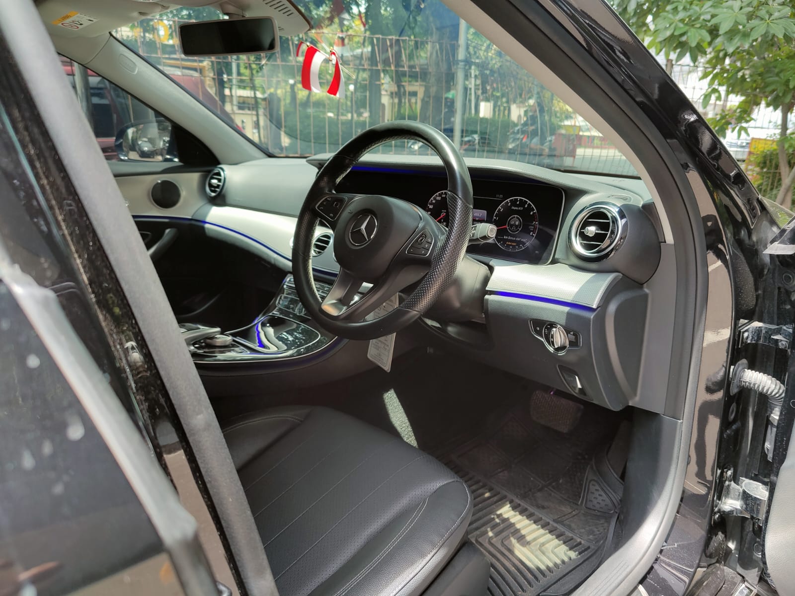 2017 Mercedes Benz E-Class 2017 Mercedes Benz E-Class