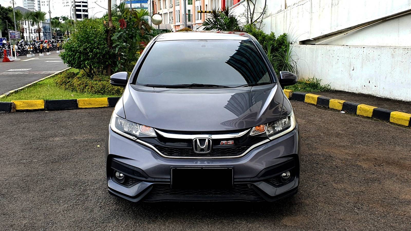 Beli mobil bekas