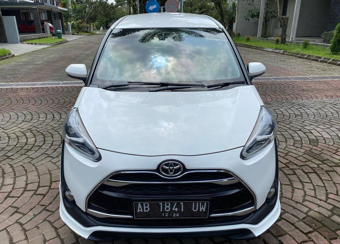 Used 2016 Toyota Sienta Used 2016 Toyota Sienta
