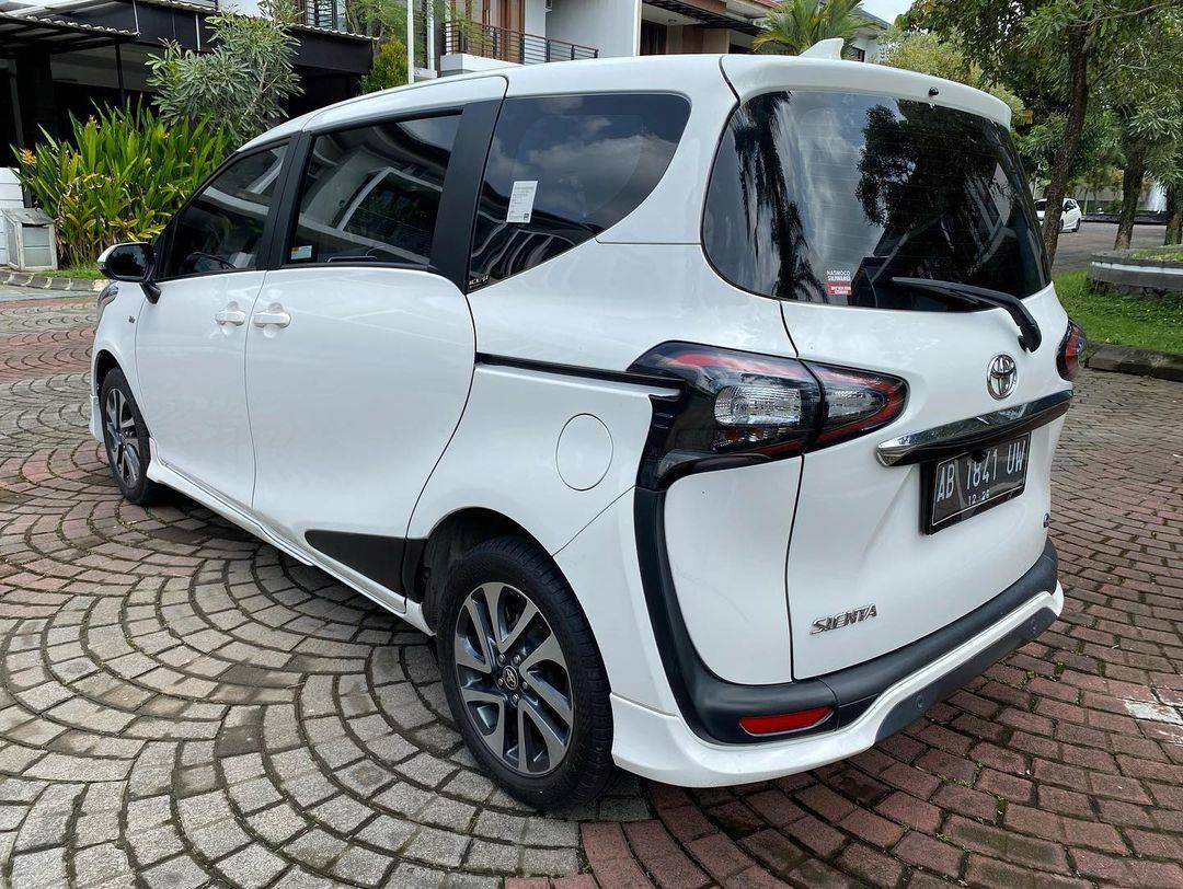 2016 Toyota Sienta 2016 Toyota Sienta