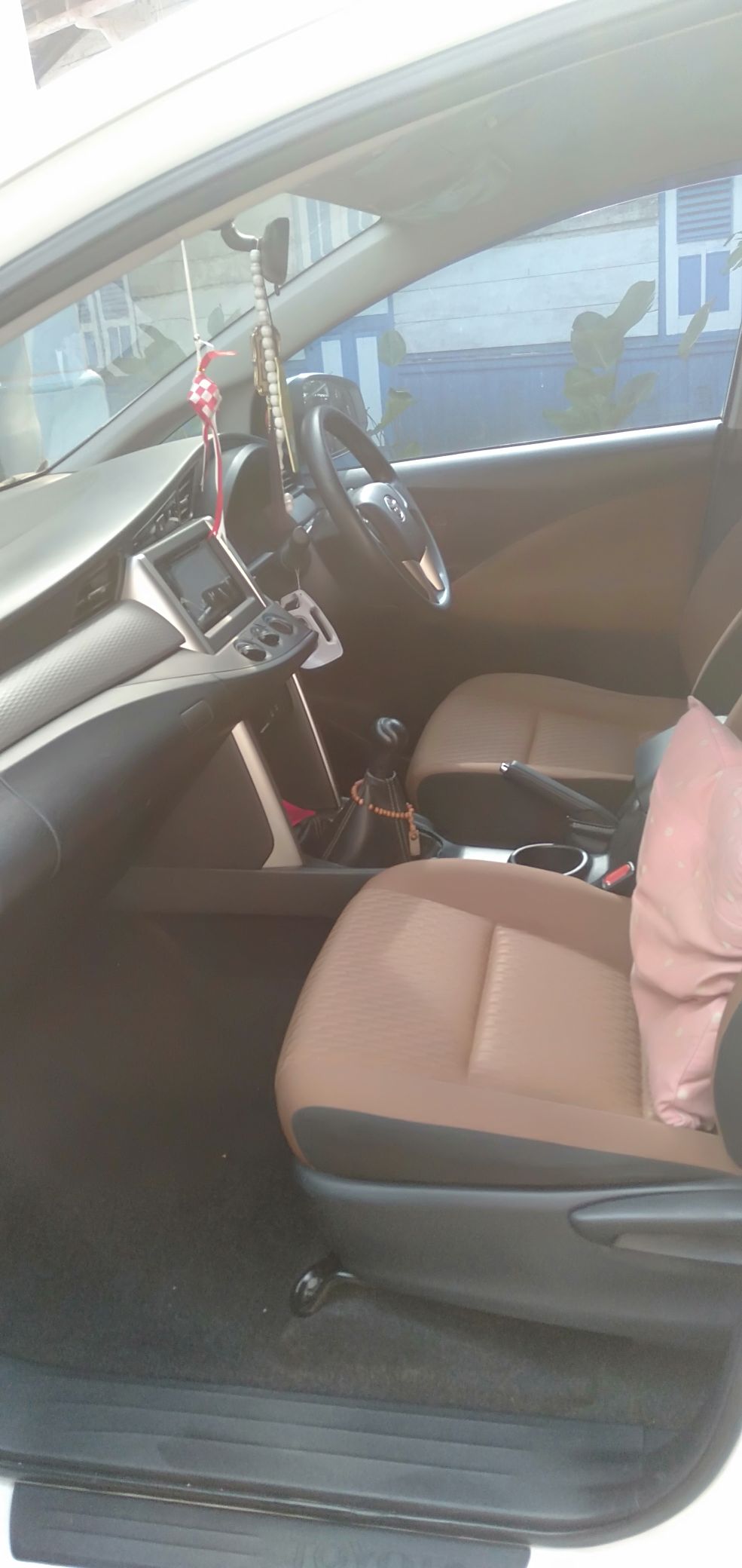 2015 Toyota Kijang Innova 2015 Toyota Kijang Innova