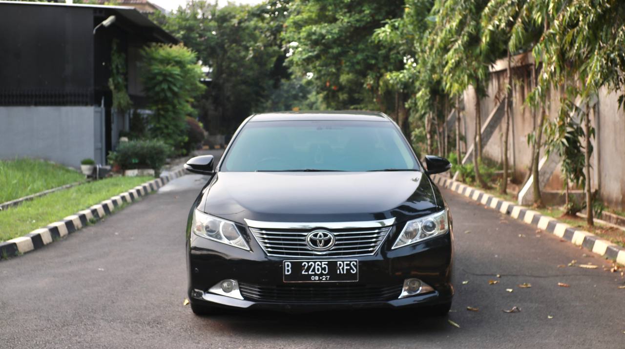 2012 Toyota Camry 2.5 V 2.5 V tua