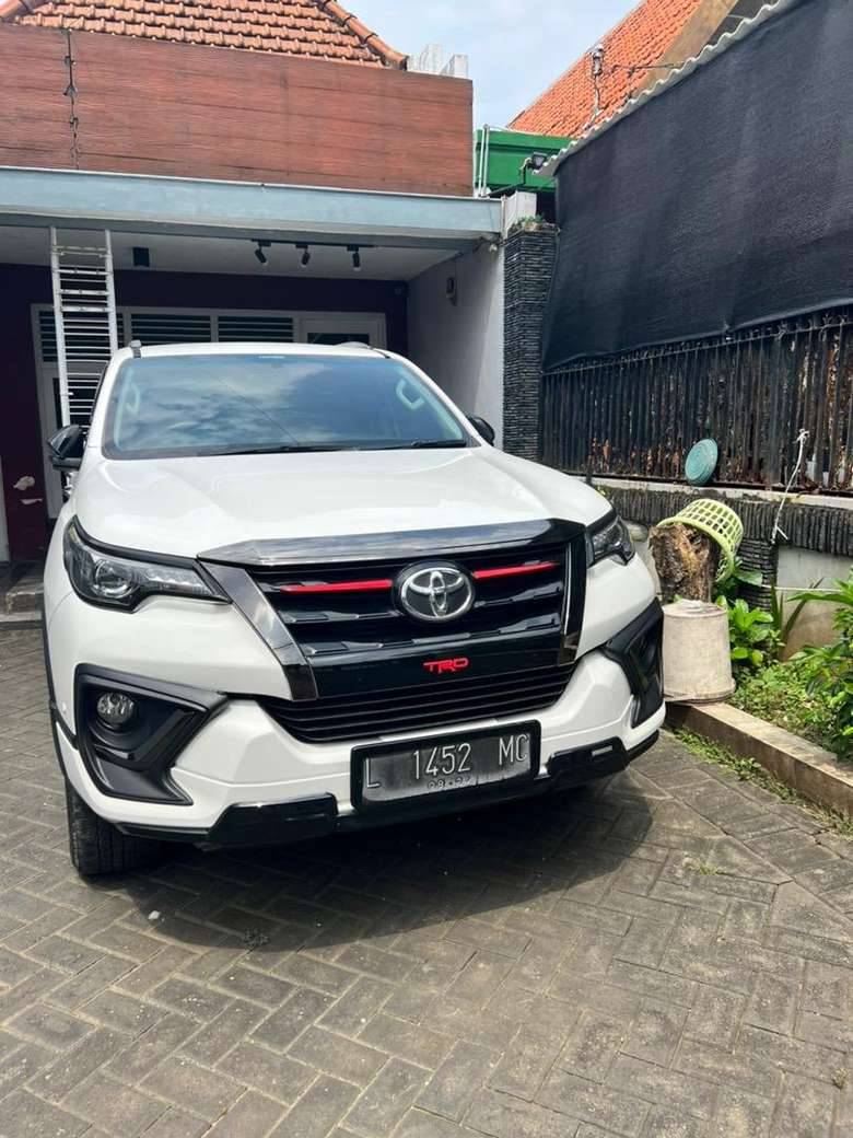 2019 Toyota Fortuner VRZ 4X2 TRD 2.4L AT 2019 Toyota Fortuner VRZ 4X2 TRD 2.4L AT