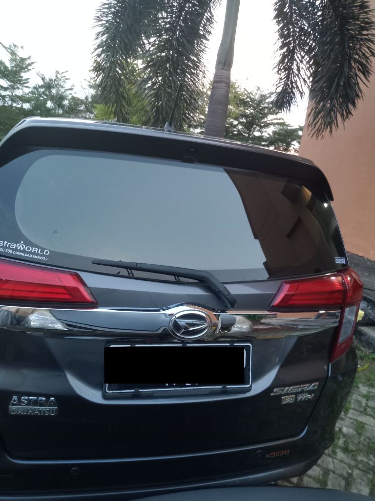 2019 Daihatsu Sigra 1.2 R AT 2019 Daihatsu Sigra 1.2 R AT