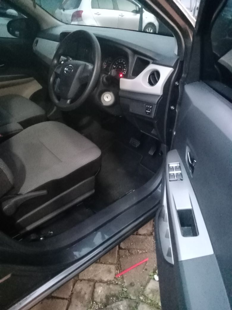 2019 Daihatsu Sigra 1.2 R AT 2019 Daihatsu Sigra 1.2 R AT