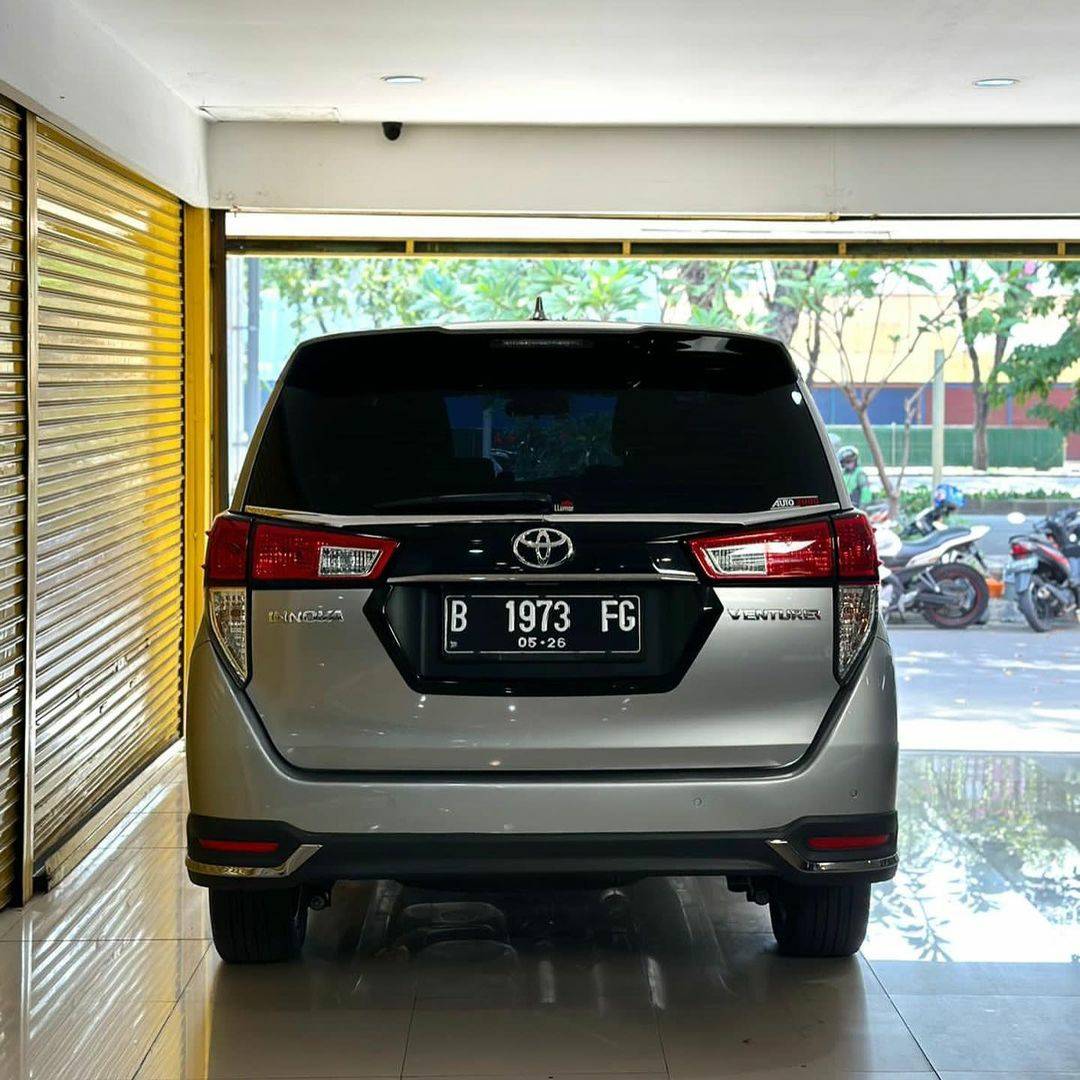 2021 Toyota Kijang Innova 2021 Toyota Kijang Innova