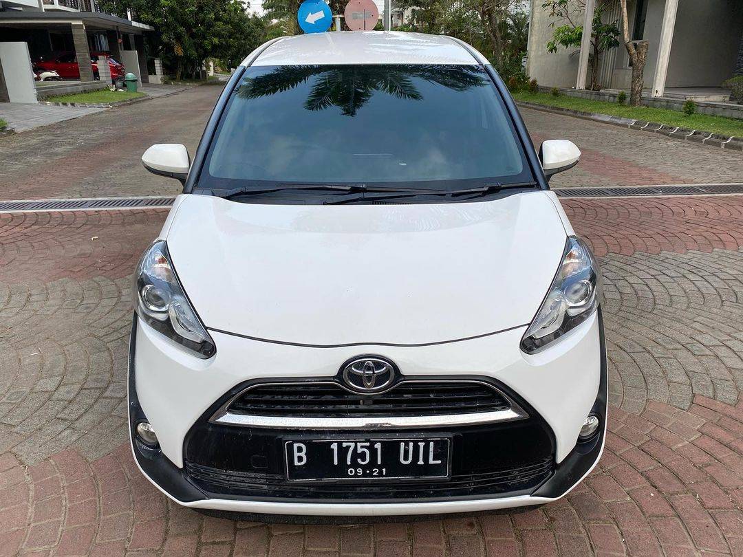 Second Hand 2016 Toyota Sienta Second Hand 2016 Toyota Sienta