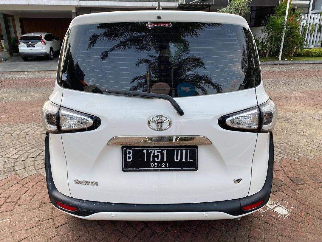 2016 Toyota Sienta 2016 Toyota Sienta