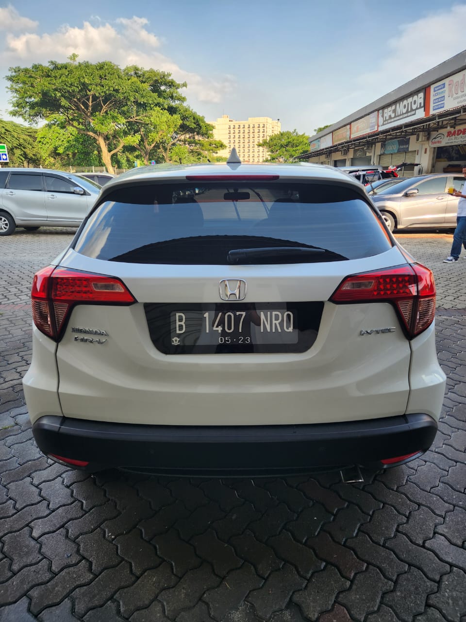 2018 Honda HRV  1.5 E AT 2018 Honda HRV  1.5 E AT