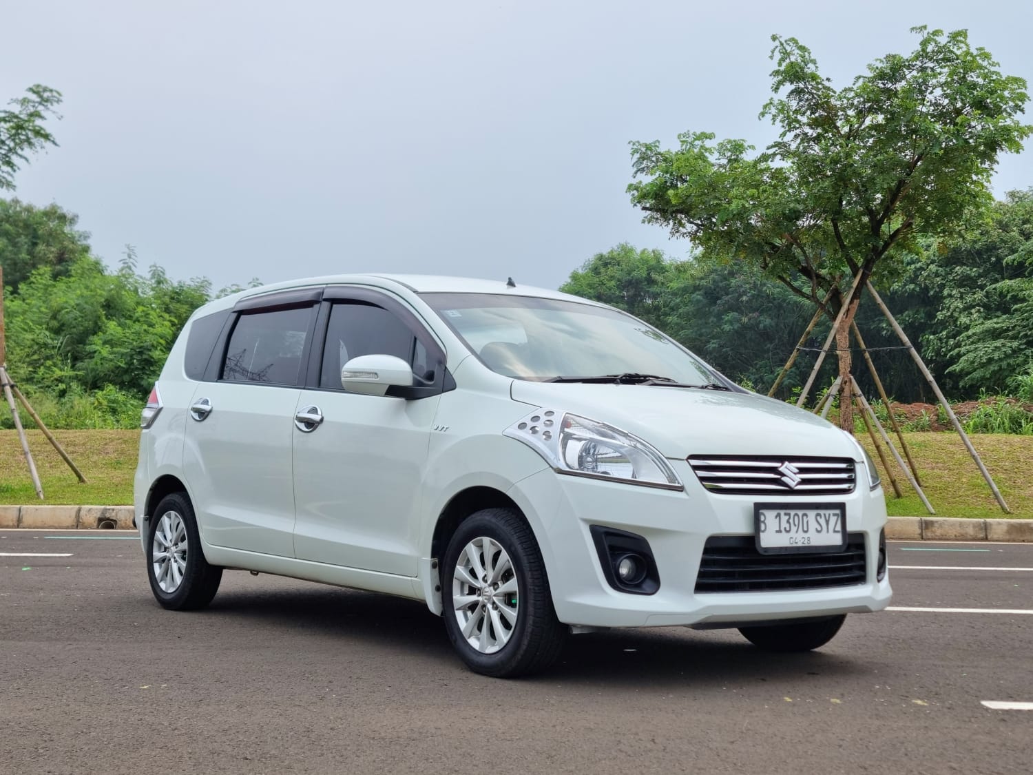 2014 Suzuki Ertiga 2014 Suzuki Ertiga