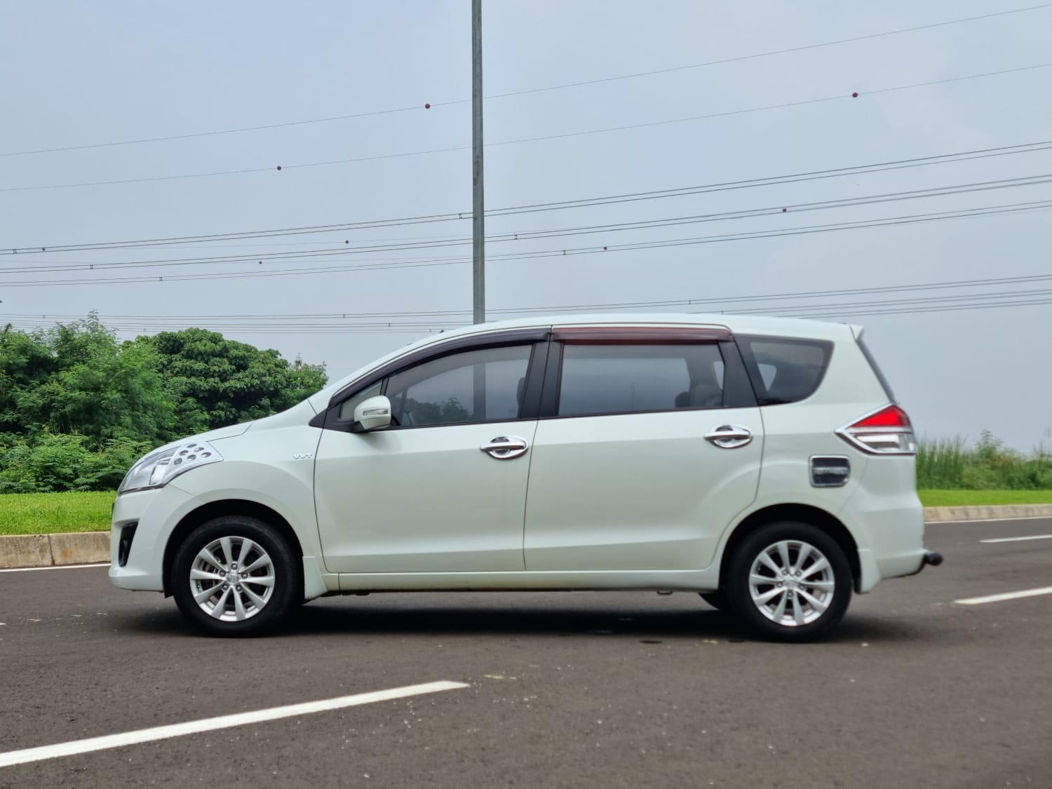 2014 Suzuki Ertiga 2014 Suzuki Ertiga