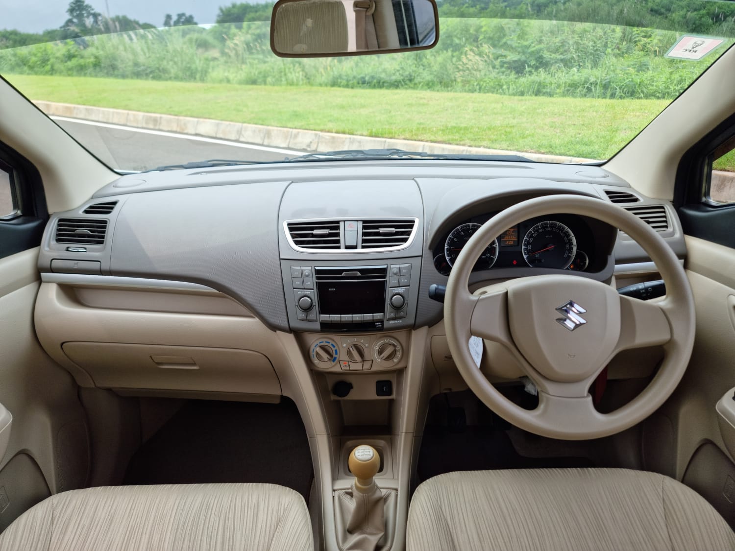 2014 Suzuki Ertiga 2014 Suzuki Ertiga