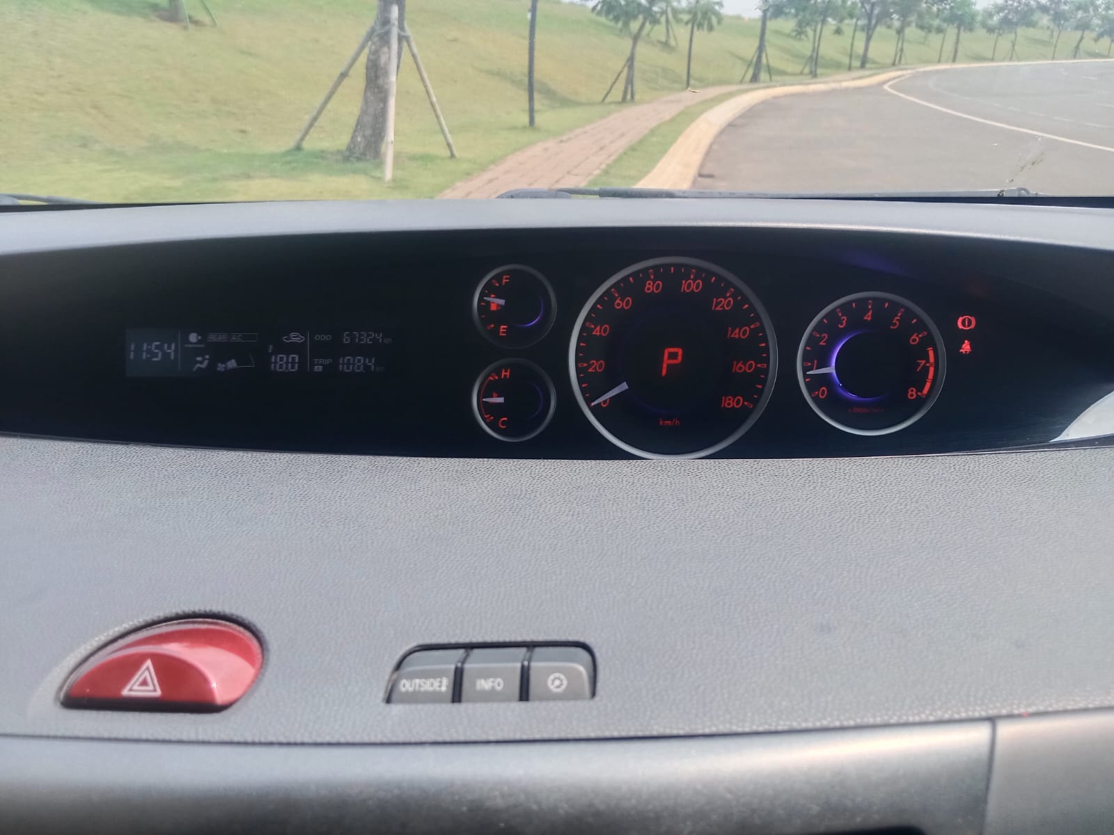 2017 Mazda Biante 2.0L Sky Active AT 2017 Mazda Biante 2.0L Sky Active AT