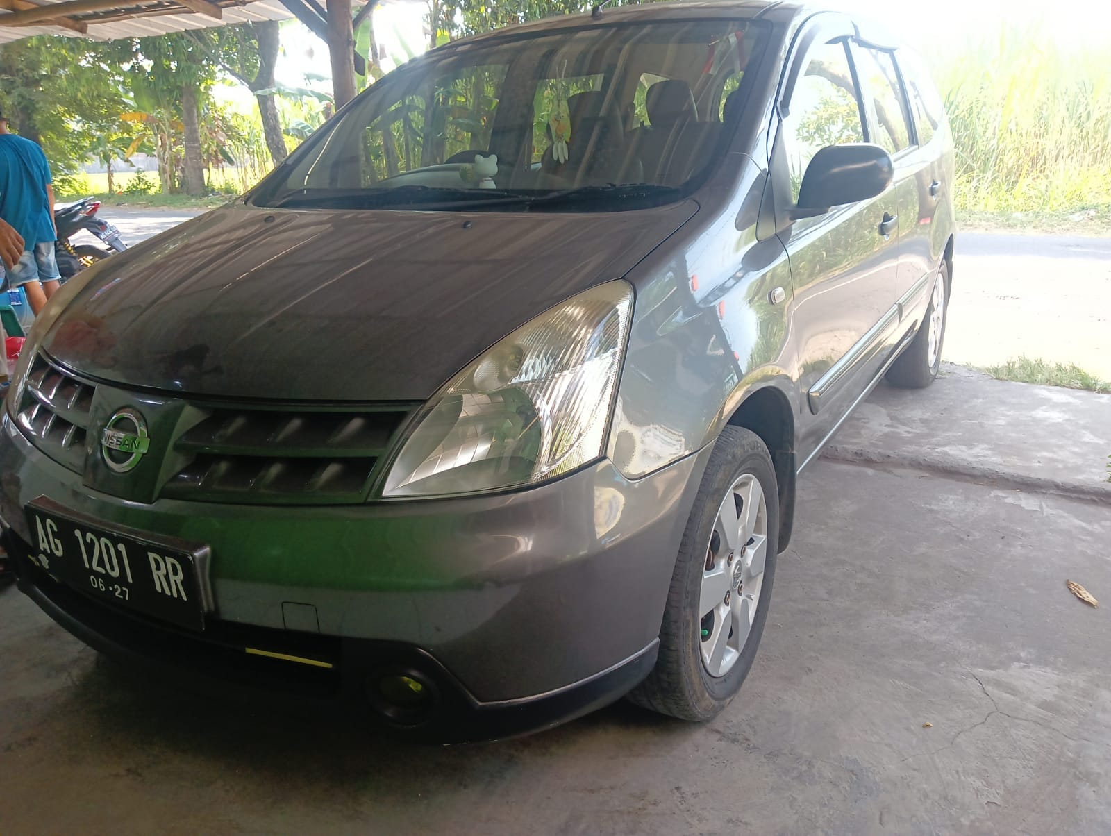 2010 Nissan Grand Livina 2010 Nissan Grand Livina