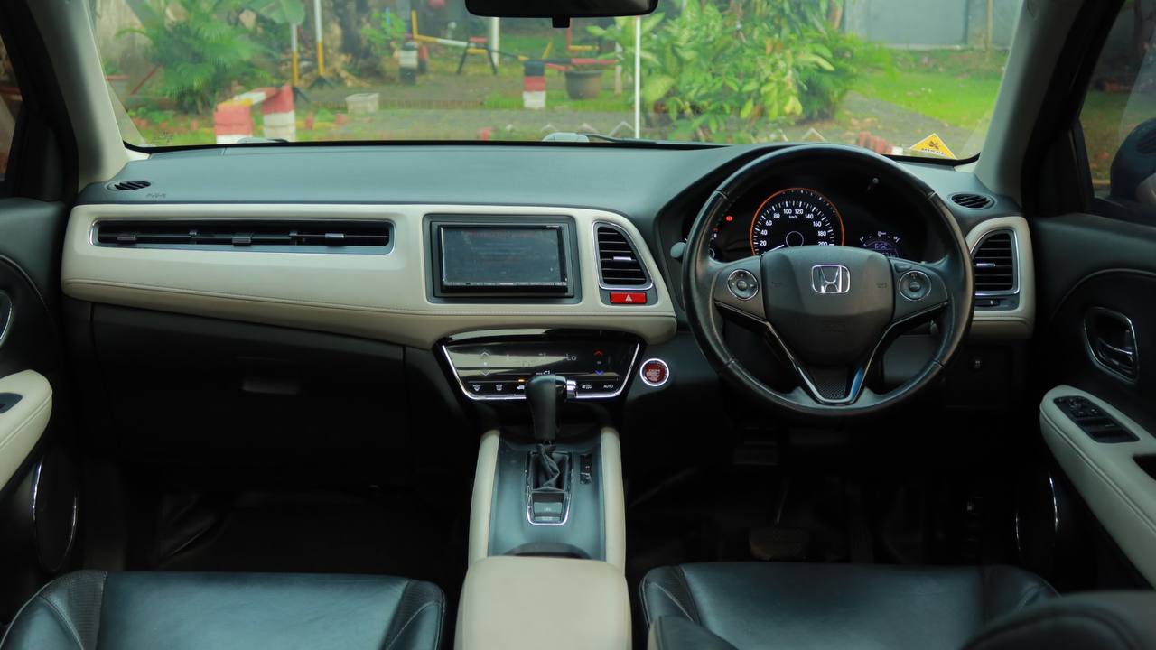 Used 2015 Honda HRV  1.8 Prestige 1.8 Prestige for sale