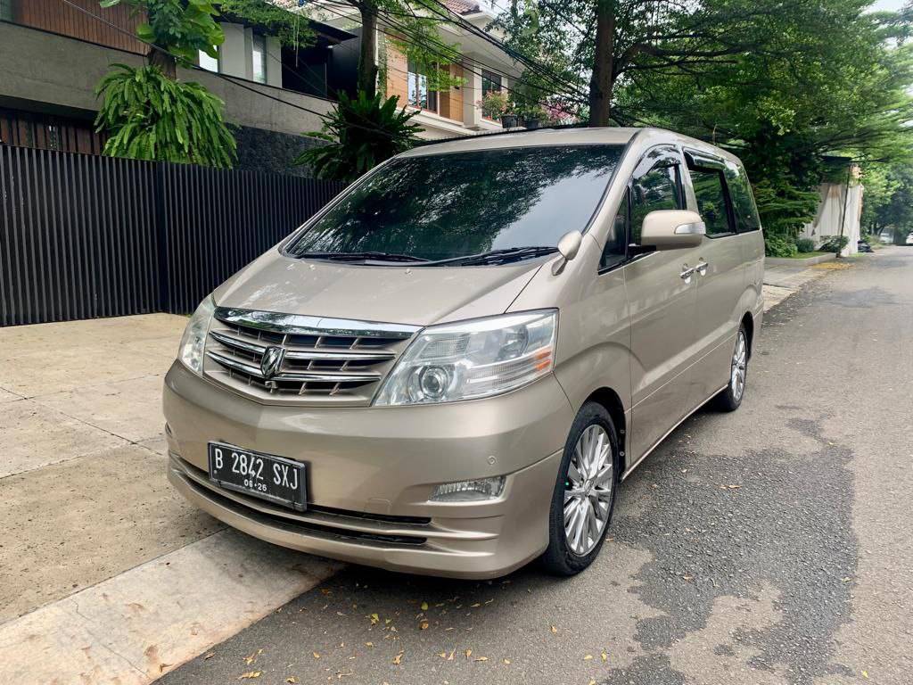 2006 Toyota Alphard  3.0 V AT 3.0 V AT bekas