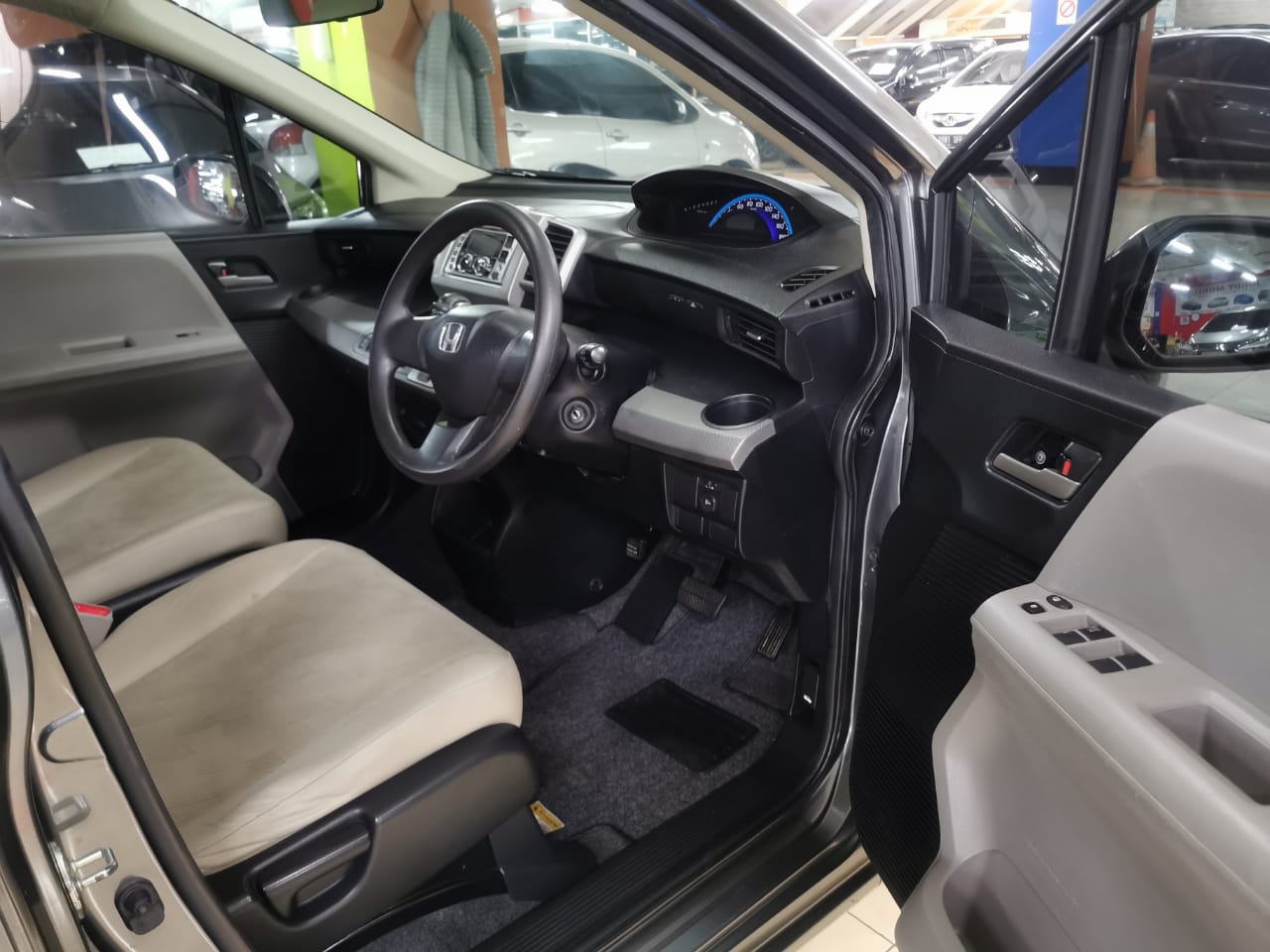 2012 Honda Freed 2012 Honda Freed