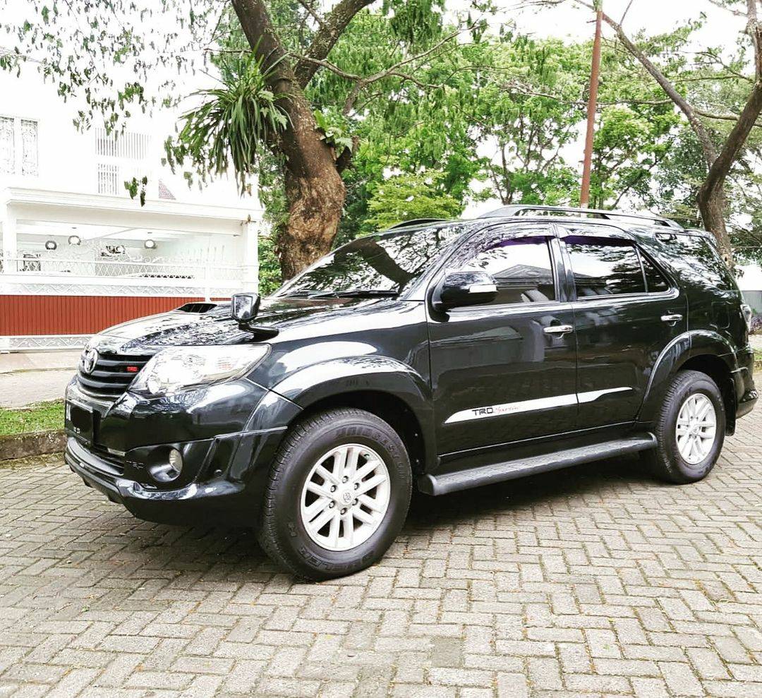 2013 Toyota Fortuner 2013 Toyota Fortuner