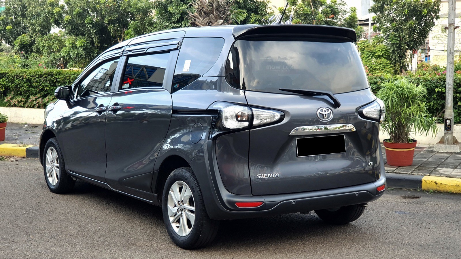 2016 Toyota Sienta 2016 Toyota Sienta