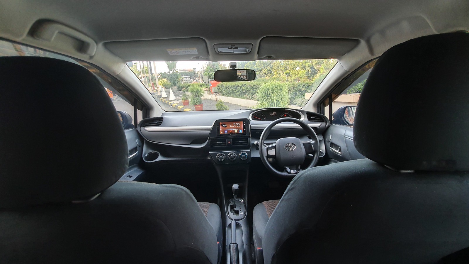 2016 Toyota Sienta 2016 Toyota Sienta