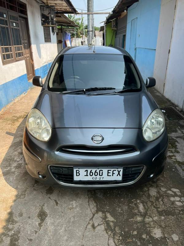 2012 Nissan March 1.2L MT 1.2L MT bekas