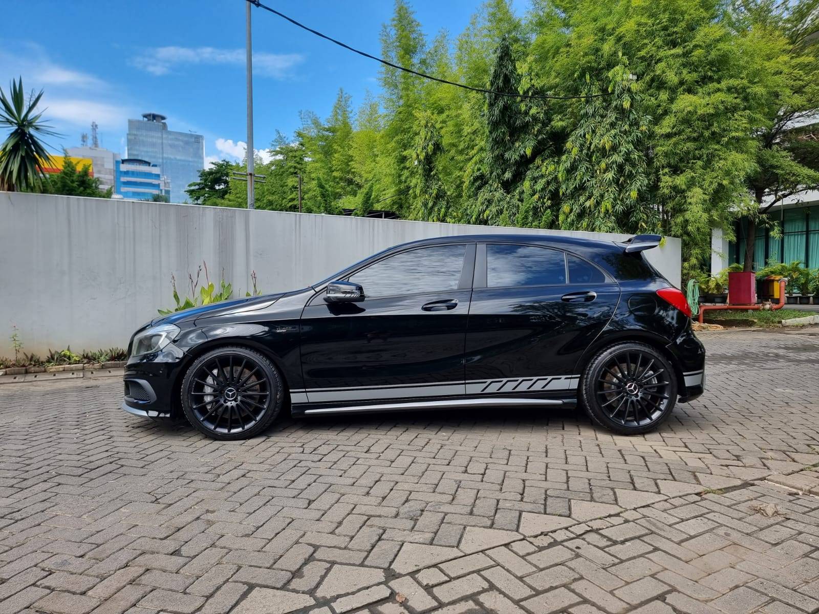 Old 2015 Mercedes Benz A-Class AMG 45 AMG 45