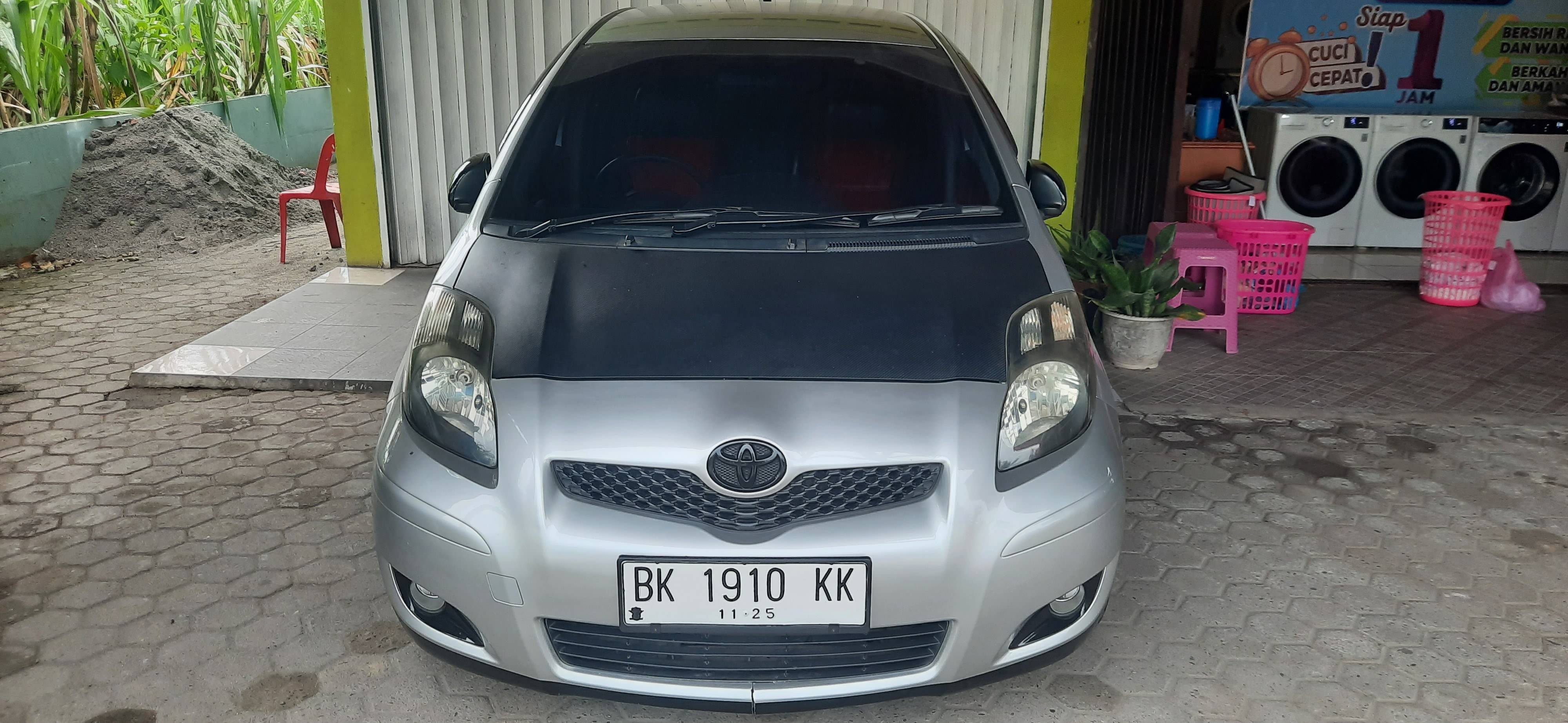 2010 Toyota Yaris 2010 Toyota Yaris