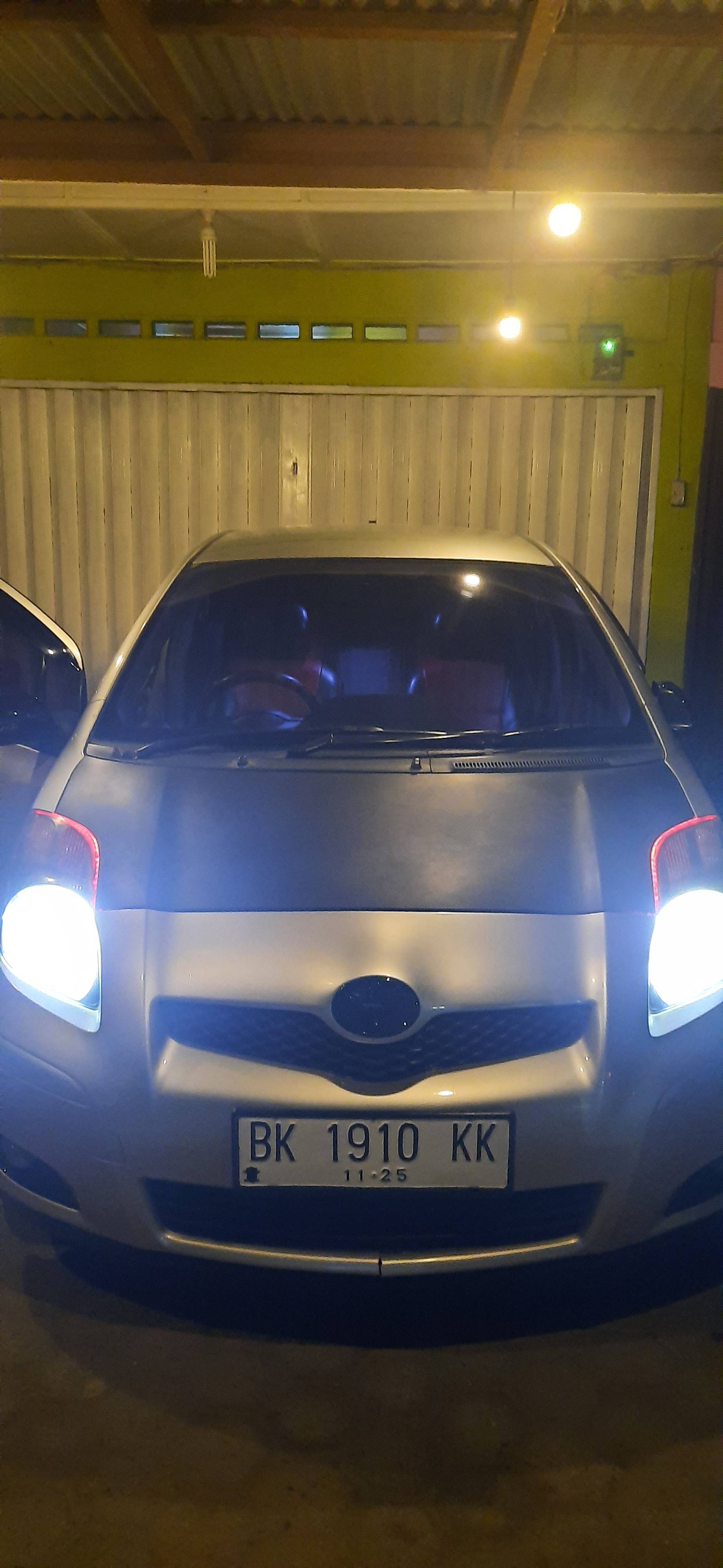 2010 Toyota Yaris  E MT E MT tua