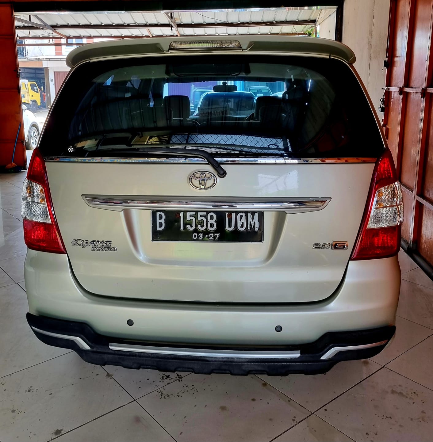 2012 Toyota Innova 2012 Toyota Innova