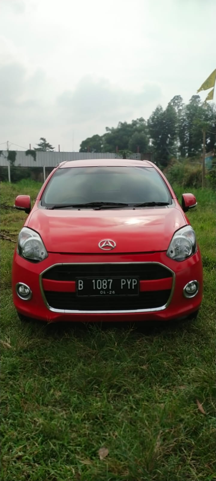 2016 Daihatsu Ayla  2016 Daihatsu Ayla