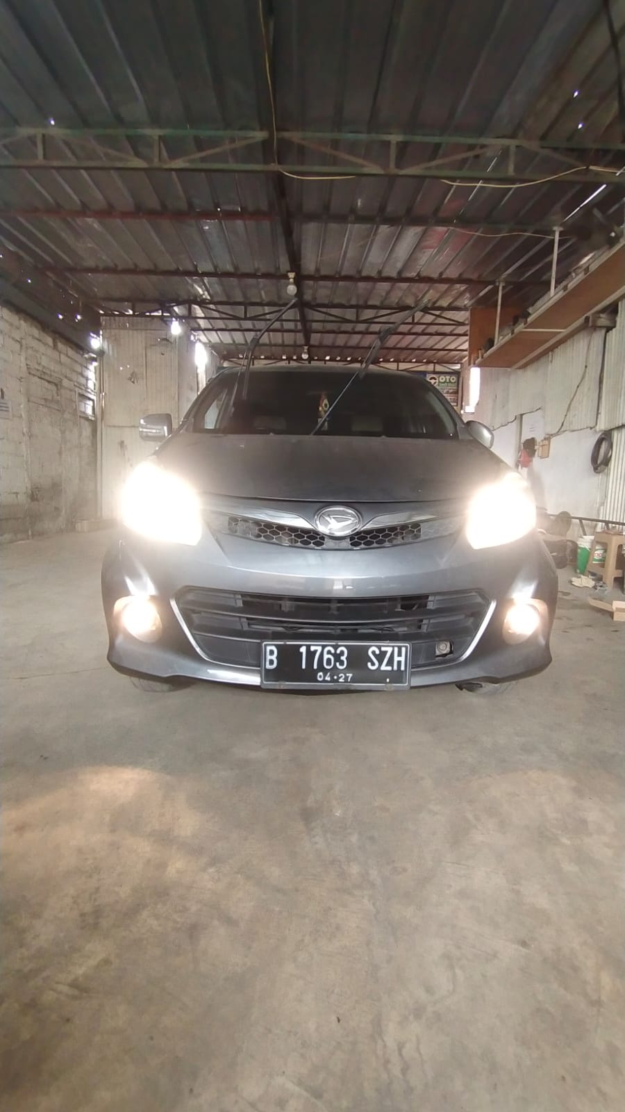 Second Hand 2012 Daihatsu Xenia Second Hand 2012 Daihatsu Xenia