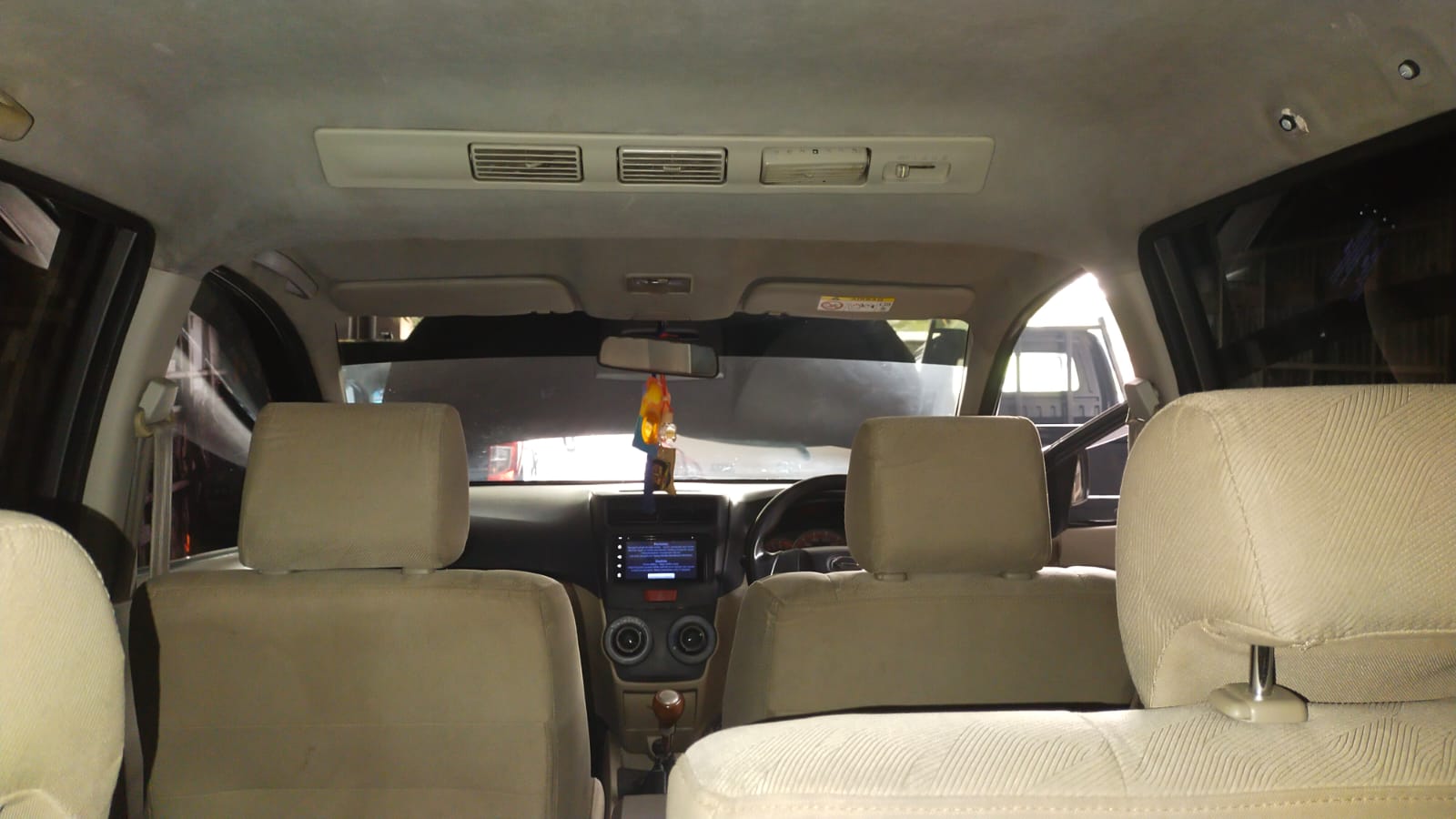 2012 Daihatsu Xenia 2012 Daihatsu Xenia