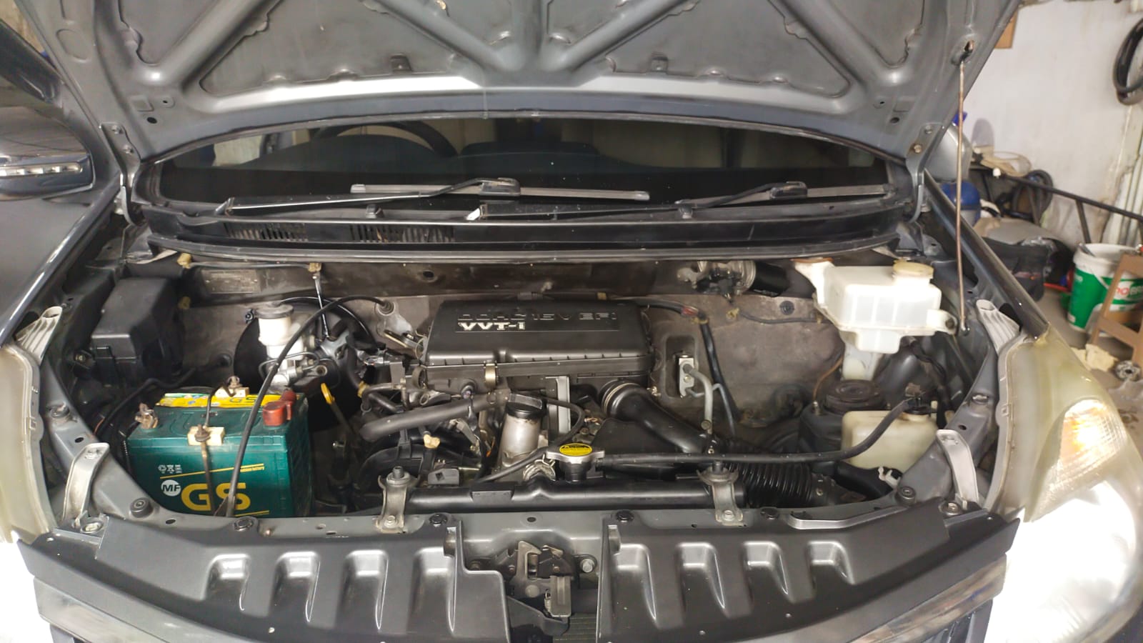 2012 Daihatsu Xenia 2012 Daihatsu Xenia