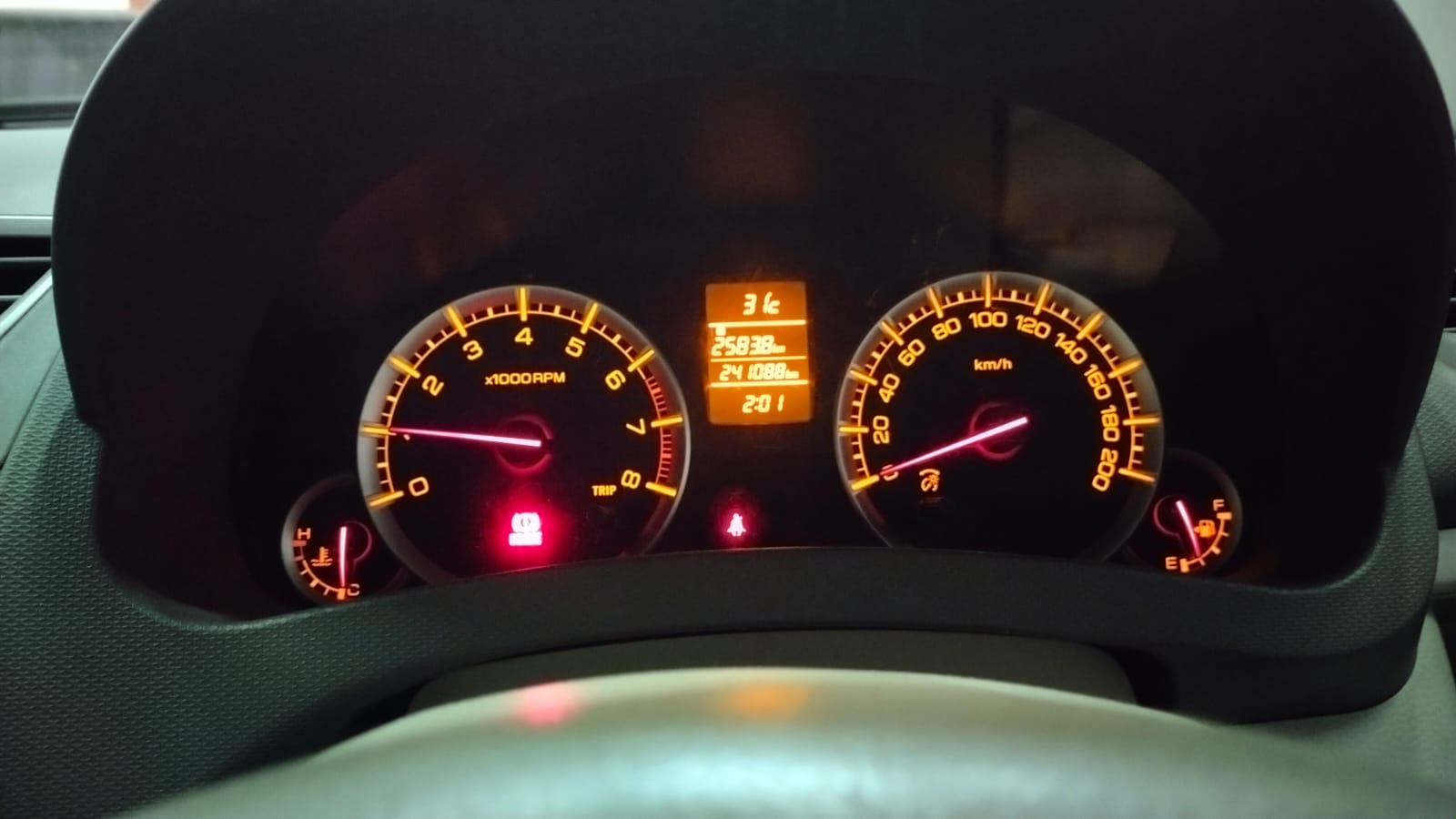 2013 Suzuki Ertiga  2013 Suzuki Ertiga