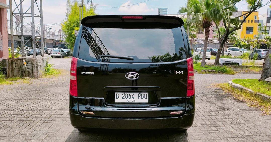 2013 Hyundai H1 2013 Hyundai H1