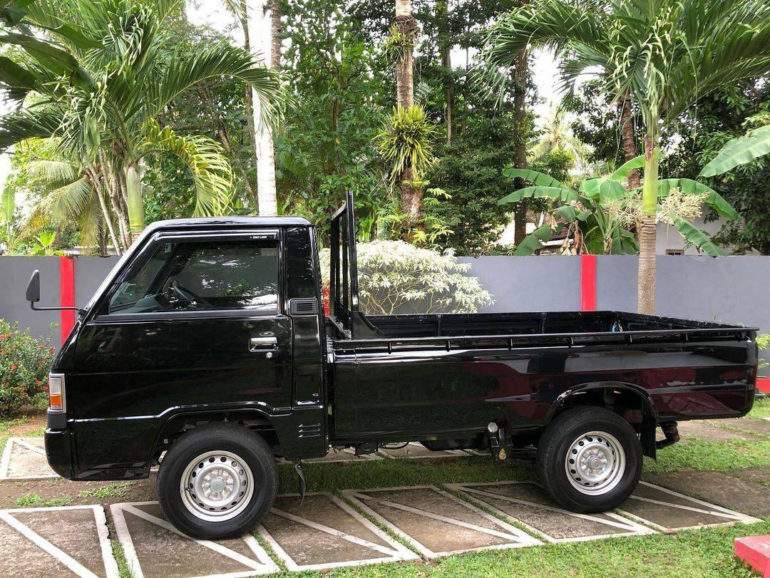 2020 Mitsubishi Colt L300 2020 Mitsubishi Colt L300